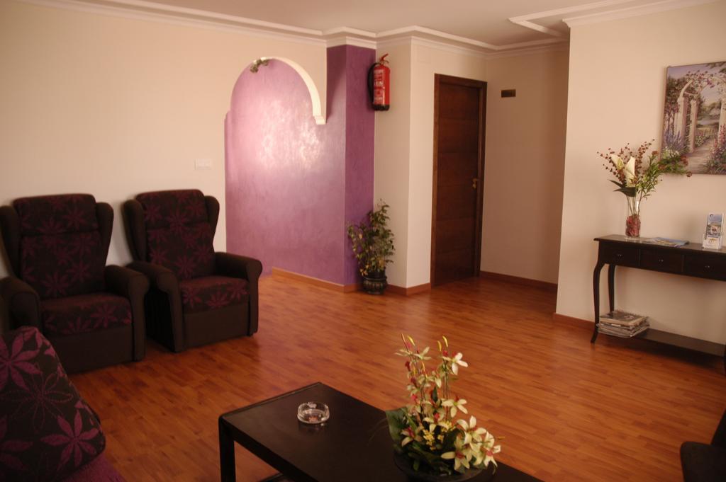 Hostal Cabrera Motril Buitenkant foto