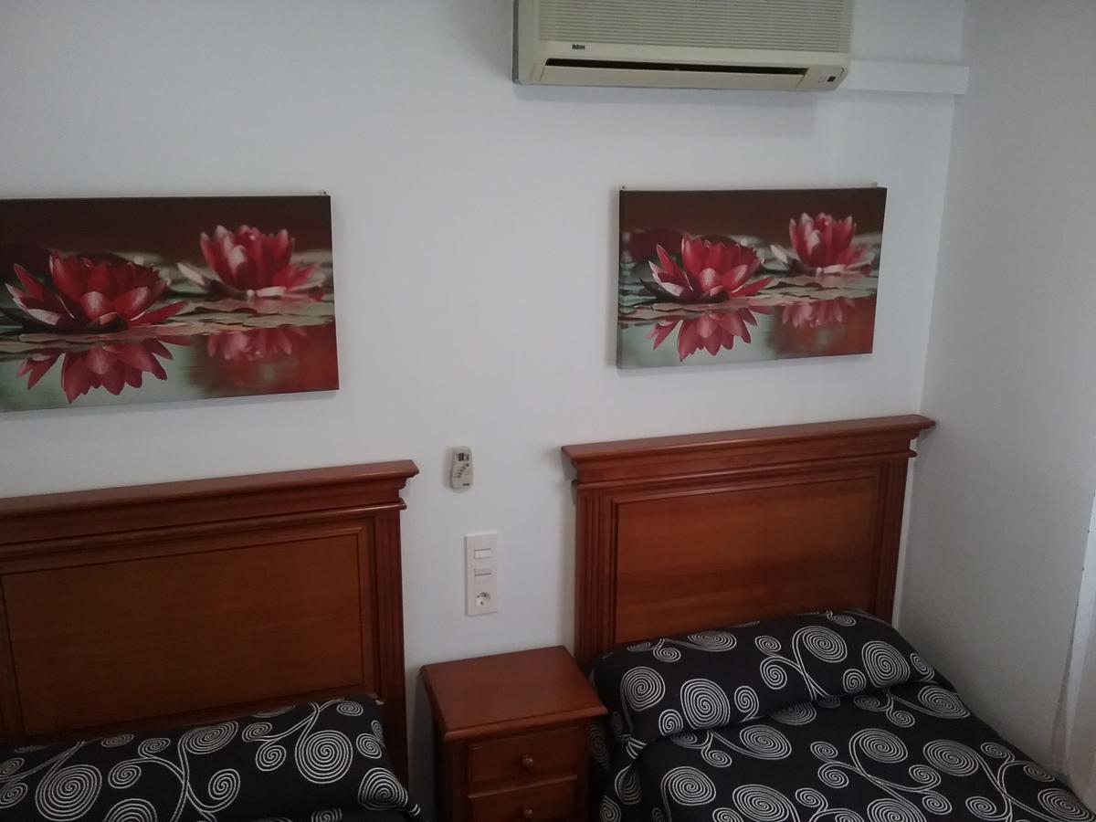 Hostal Cabrera Motril Buitenkant foto