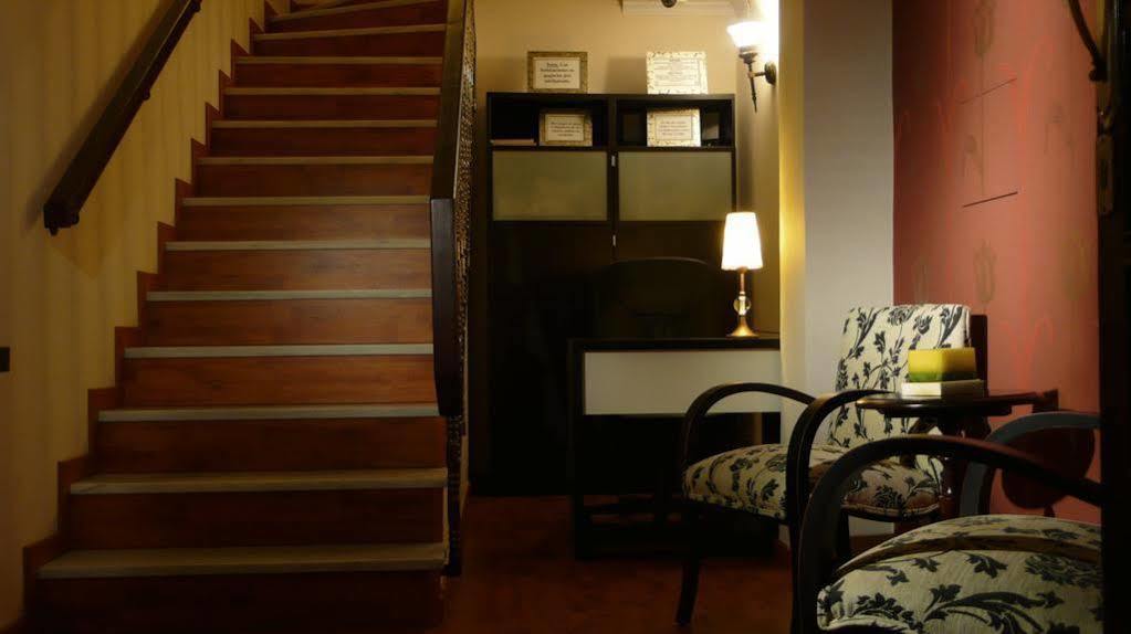 Hostal Cabrera Motril Buitenkant foto